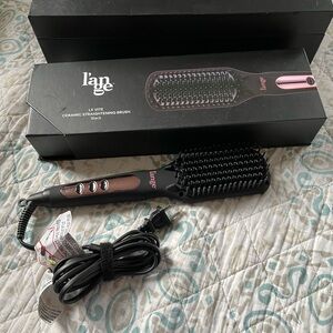 Ceramic Straightening Brush